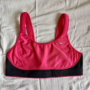 Nike Dri Fit Swift Sports Bra